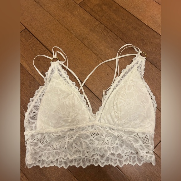 Aerie - Picture 1 of 3